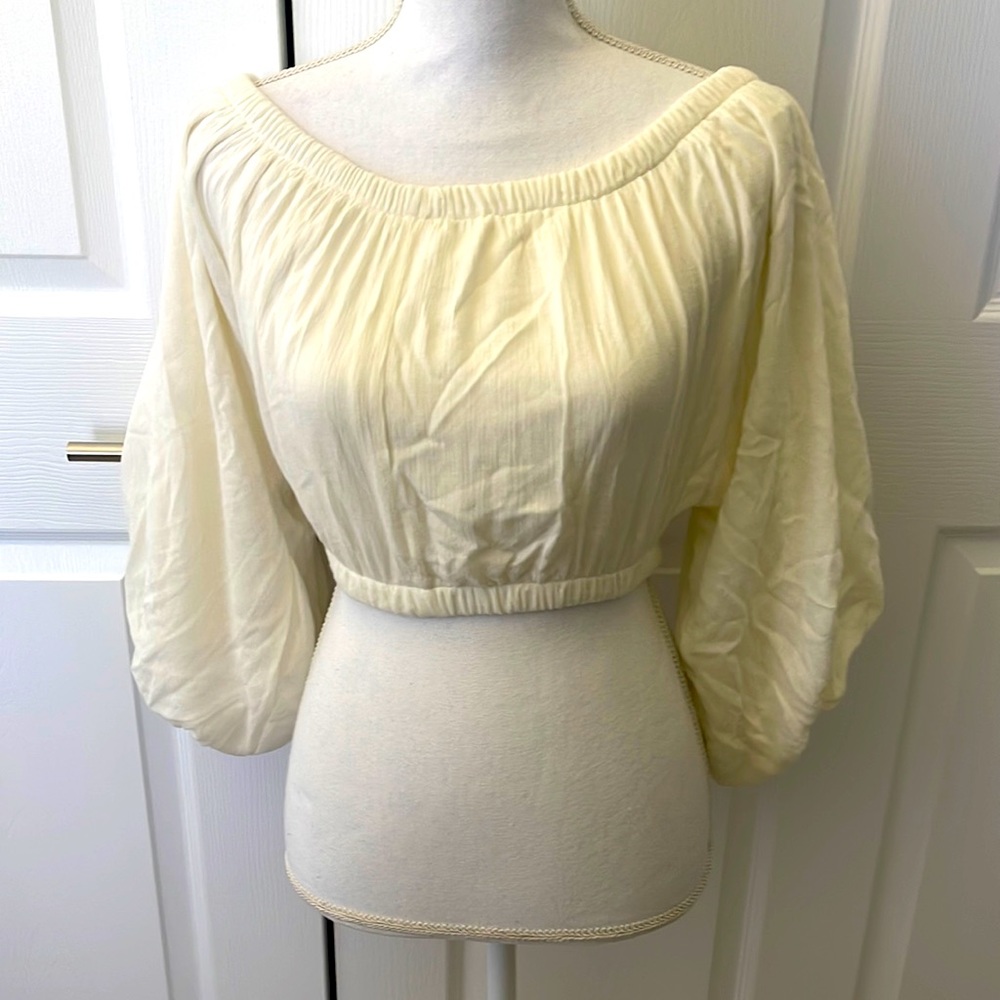 In The Style Lorna Luxe white ballon sleeve top